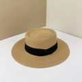 Chapeau de paille canotier classique naturel avec un large ruban en tissu noir - Café Clair avec Ruban Noir