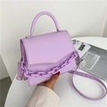 Borsa a tracolla viola lavanda in PU con catena grossa e patta a bustina - Viola