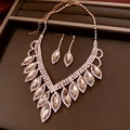 Parure de bijoux élégante avec pendentif marquise champagne et glands en or rose - Collier - Or - Gris