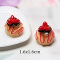 Macro detail of 1.6x1.6cm miniature resin cake model with cream and chocolate coating - Yellow Three Large Strawberries