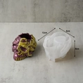 Schädel-Silikonform mit geprägten Mustern für DIY Kerzenhalter aus Kunstharz in Lila Gold - Totenkopf Blumentopf Form / Halbtransparentes Weiß