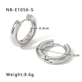 Detalle de pendientes de aro plateados con diámetro de 2cm y grosor de tubo de 0,4cm - Diámetro 2cm/Espesor 0.4cm / Plata (NB-E1056-S)