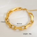 Detailansicht eines 18K vergoldeten Büroklammer-Armbands mit Maßen 18cm und 7.5mm - Goldene Büroklammerkette (4-2) / Gold