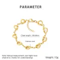 Detalle de la pulsera de nudos en acero inoxidable chapado en oro de 18K con dimensiones - Dorado (KB210111-Z)