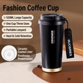 Schwarzer 520ml Kaffeebecher mit Keramik-Innenbeschichtung und praktischer Trageschlaufe - Schwarze Buchstaben (Keramikbeschichtung Liner)