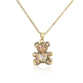 Détail du collier doré avec pendentif ours aux pierres colorées et zircon en cœur - Ours Coloré