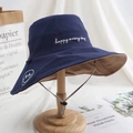 Cappello da pescatore blu navy e kaki a tesa larga con ricamo e cordino regolabile - Taglia unica / Blu