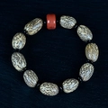 Bracciale di semi di bodhi filo d'oro naturale con perla d'ambra e distanziatori - Stile con distanziatore in finta agata