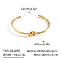 Detailed size chart of gold knotted open bangle showing dimensions and 7.0g weight - Simple Knot Style