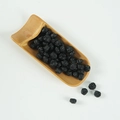 Modello realistico di mirtilli secchi in ciotola di bambù per decoro e scena - Mirtilli secchi (nerastri) (500g)