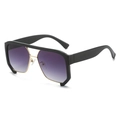 Lunettes de soleil oversize noires avec verres dégradés violets et détails dorés - Monture Noire Double Verre Gris