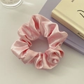 Elegant satin scrunchie in soft pink with silky finish and pleated fabric texture - No Card / Light Pink