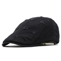 Detalle de gorra plana de algodón negro con agujeros desgastados y bordado de moda - 56-59cm / Negro
