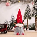Weihnachtswichtel Plüschfigur mit Rentiergeweih und roter Mütze mit LED und Glocken - Männliche Puppe Ornament (E-DD22)