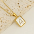 Gouden Weegschaal sterrenbeeld ketting met witte parelmoer inleg op rechthoekige hanger - Weegschaal (Met Ketting)