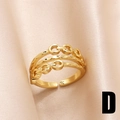 Verstellbarer goldener Ring in Dreilagen-Optik mit Wellentextur und Kettenelement - Mehrlagiger Kettenstil (rin53-D)