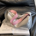 Sac oreiller argenté métallisé avec large bandoulière rose pour femme en bandoulière - Argenté
