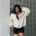 Veste de baseball minimaliste blanc crème pour femme avec fermeture éclair en similicuir - S / Blanc
