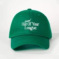 Grüne Baumwoll-Baseballkappe mit weißem Out Of Your League Stickerei und Verstellriemen - Einheitsgröße / Olivgrün