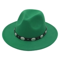 Détail du chapeau fedora vert émeraude avec bande en cuir et disques métalliques - M (56-58cm) / Vert Herbe