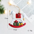 Handgefertigter Weihnachts-Schaukelpferd Metallanhänger mit rot-weißen Details - Schaukelpferd (Stil E)