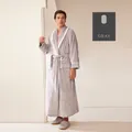 Silbergrauer langer Flanell-Bademantel für Herren mit weißer Paspelierung - Silbergrau (Herrenmodell)