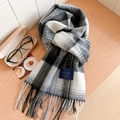 Écharpe classique à carreaux noir, blanc et gris en 100% laine avec des franges - Standard Anglais-50# Gentleman Noir Gris