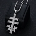 Collana croce Caravaca hip hop con dettagli di angeli e pietre di zircone lucenti - Ciondolo Singolo Color Argento