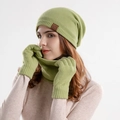 Set invernale in maglia verde erba con berretto, sciarpa, guanti ed etichetta in pelle - Verde