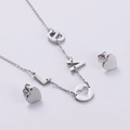 Conjunto de joyas plateadas con colgantes de letras y collar de corazón con pendientes - Juego Color Acero