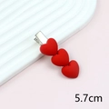 Tre fermagli per capelli a cuore rosso opaco con clip in argento, lungo 5,7 cm - Fermaglio a Triplo Cuore da 5.7cm