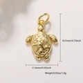 Gouden zeeschildpad hanger met zeesterreliëf en afmetingen van 18,5x11,6 mm getoond - Zeester Relief Gouden Schildpad (A0073)