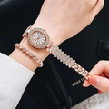 Luxe roségouden dameshorloge set met madeliefje wijzerplaat en strass hart armband - Roségoud + Armband