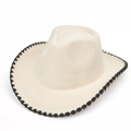 Klassieke crème vilten cowboyhoed met decoratieve zwarte stiksels op de rand - M(56-58cm) / Beige