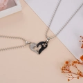 Colliers de couple en acier titane avec pendentif cœur, gravure I Love You et strass - Paire de Coeurs Noir et Argent