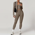 Ensemble de yoga sans couture taupe avec veste côtelée, haut court en V et legging taille haute - S / Haut Et Bas / Ensemble 3 Pièces (Soutien-Gorge+Pantalon+Veste) / Marron