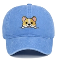Détail de la broderie de chien Corgi sur une casquette de baseball en coton délavé bleu - Réglable / Rose bonbon