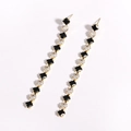 Elegante goldene Tropfenohrringe mit schwarz-weißen Zirkonia-Steinen im Quasten-Design - Schwarz-Weißer Zirkon mit Goldenem Sockel (A)