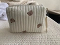 White quilted cotton bag featuring brown bear embroidery and a detachable wrist strap - Multi-Bear Double Clip