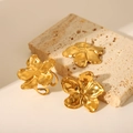 Vintage gold stainless steel flower jewelry set with petal ring and floral stud earrings - Earrings And Ring (YYSU024046)