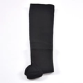Chaussettes de compression noires en nylon respirant pour hommes pliées sur fond blanc - Hautes au Genou Bout Ouvert / Noir