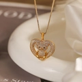 Collana placcata oro 18K con ciondolo a cuore scintillante e un simpatico orsetto - Orsetto in Zirconia Trasparente (24134)