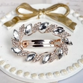 Roségoldene Haarspange mit funkelnden Kristallen und Strasssteinen für elegantes Styling - Weiß