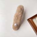 Beige plush hair clip with pearl embellishment, soft faux fur duckbill clip for women - Pearl Style / Khaki
