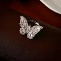 Verstellbarer Schmetterlingsring in Silber mit funkelnden Zirkonia-Steinen besetzt - Silberner Volldiamant-Schmetterling (49#)