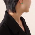 Conjunto de pendientes y collar con piedras ovaladas verdes y acabado en dorado - Pendientes de turquesa dorados