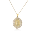 Collier avec pendentif ovale de la Vierge Marie en cuivre doré serti de zircons clairs - Design Ovale