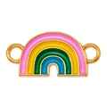 Détail d'un pendentif arc-en-ciel coloré en alliage avec bordure dorée et émail doux - Arc-en-Ciel Incurvé