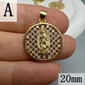 Primer plano de colgante Virgen de Guadalupe de 20mm con circonitas y baño de oro - Estilo A-Virgen de Guadalupe (20mm)