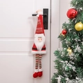 Kerstdeurhanger met een kerstman met lange benen, gebreide muts en gestreepte details - Kerstman